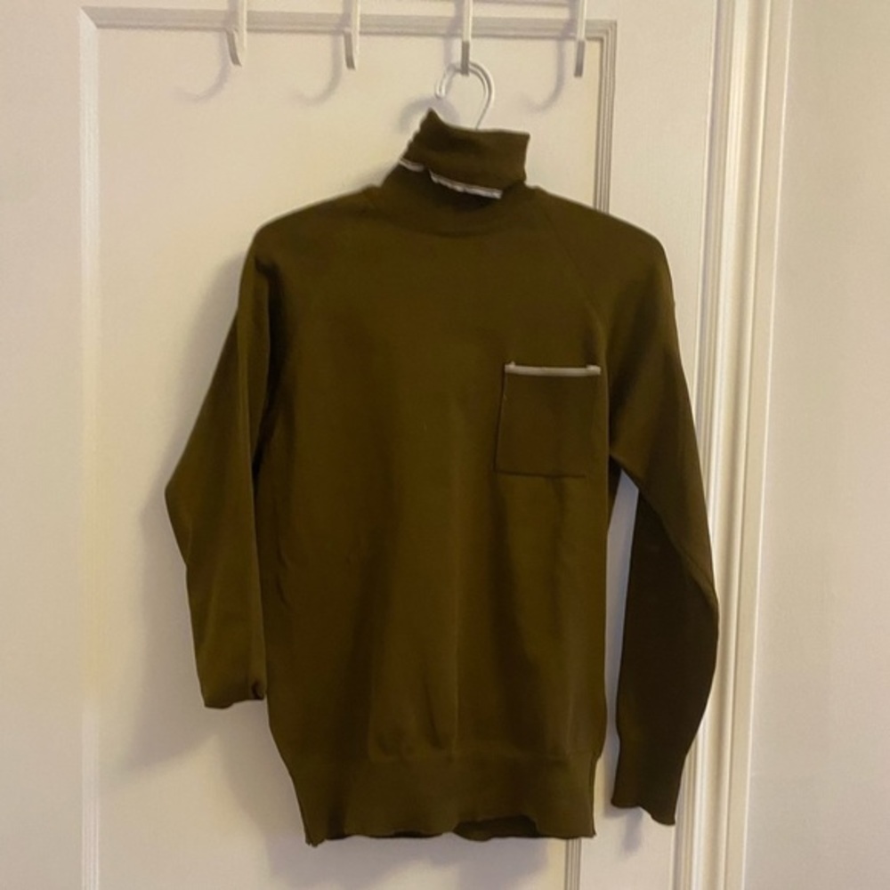 TRITON Size Small